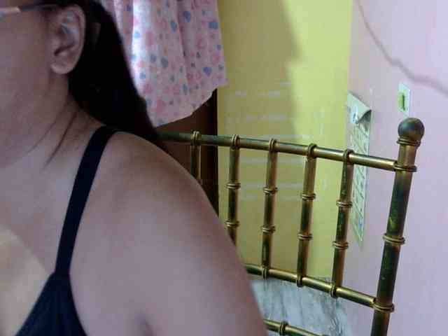 MystiqueMiss webcam