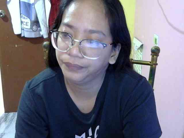 MystiqueMiss webcam