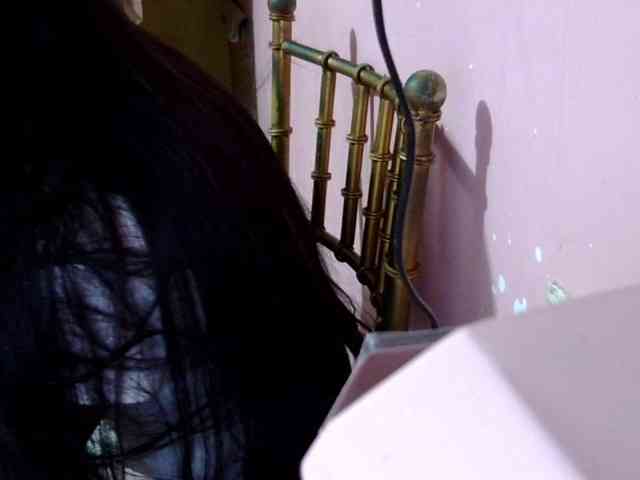 MystiqueMiss webcam