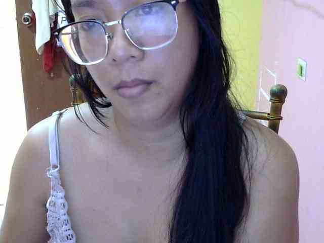MystiqueMiss webcam