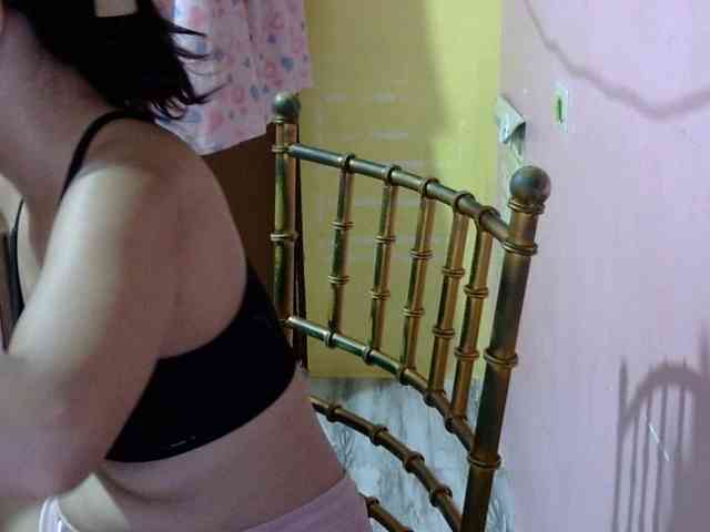 MystiqueMiss webcam