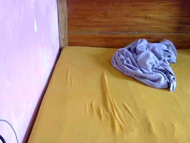 MystiqueMiss webcam