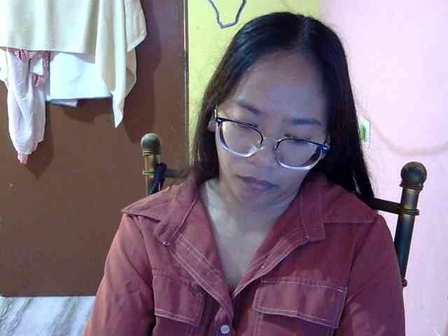 MystiqueMiss webcam