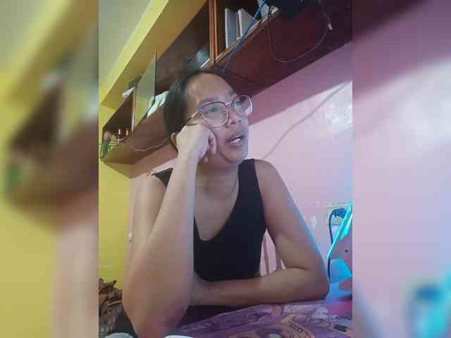 MystiqueMiss webcam