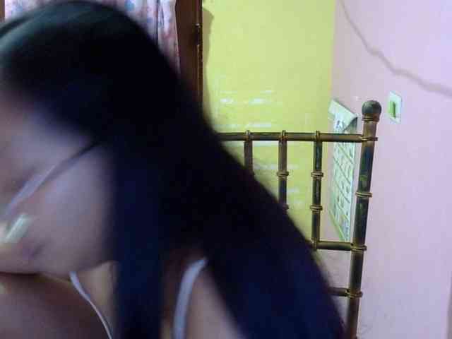 MystiqueMiss webcam