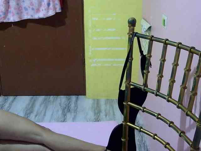 MystiqueMiss webcam