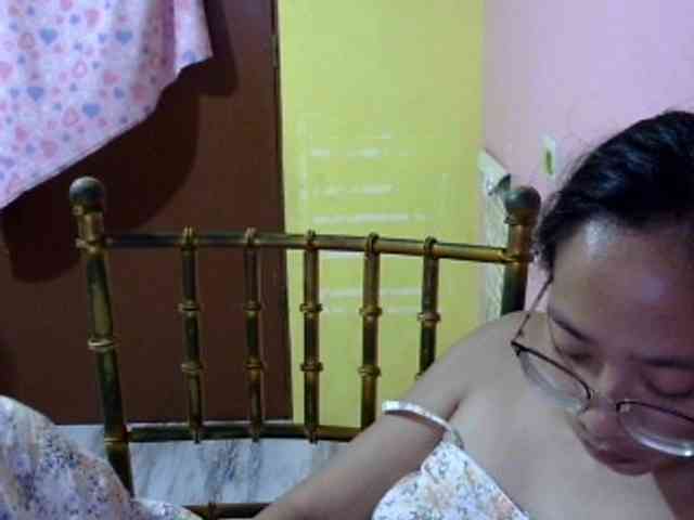 MystiqueMiss webcam