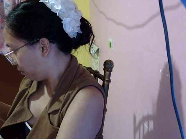 MystiqueMiss webcam