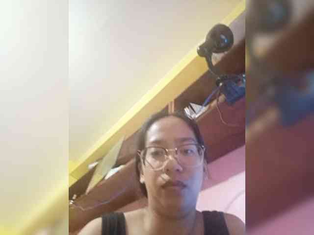 MystiqueMiss webcam