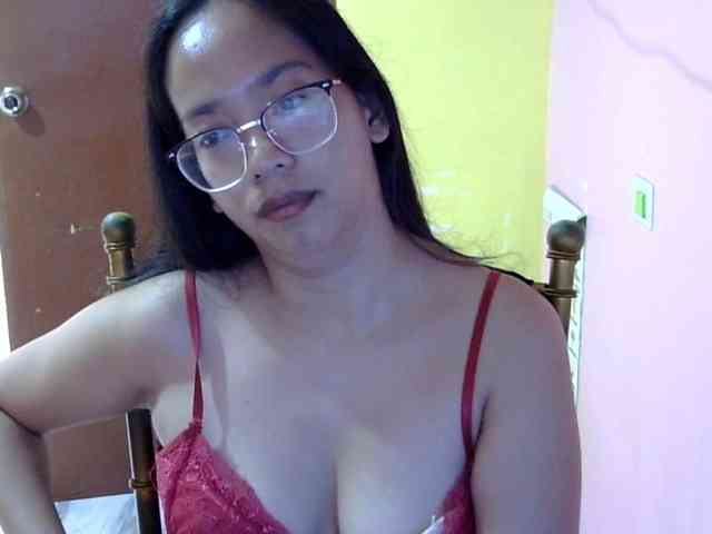 MystiqueMiss webcam