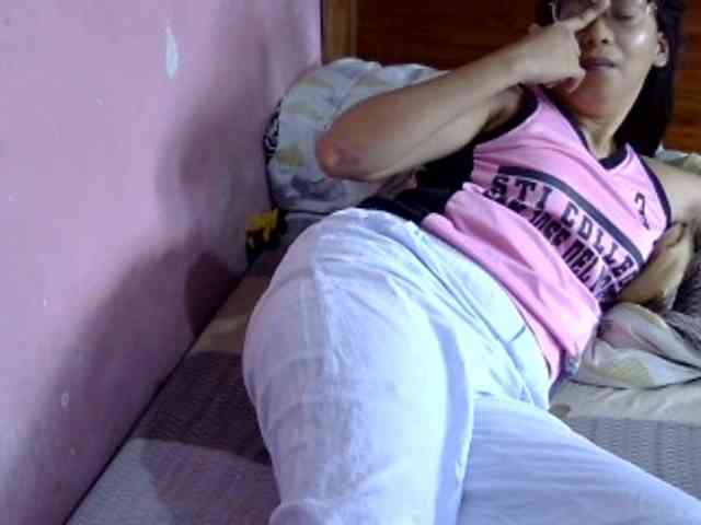 MystiqueMiss webcam