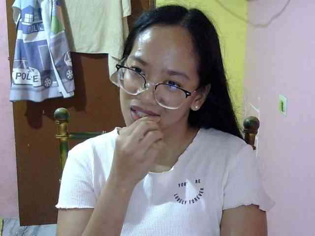 MystiqueMiss webcam