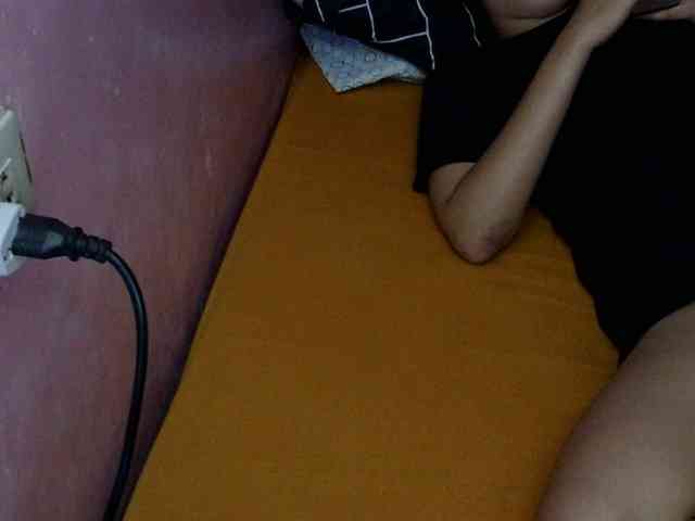 MystiqueMiss webcam