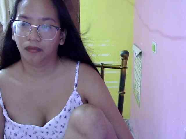 MystiqueMiss webcam