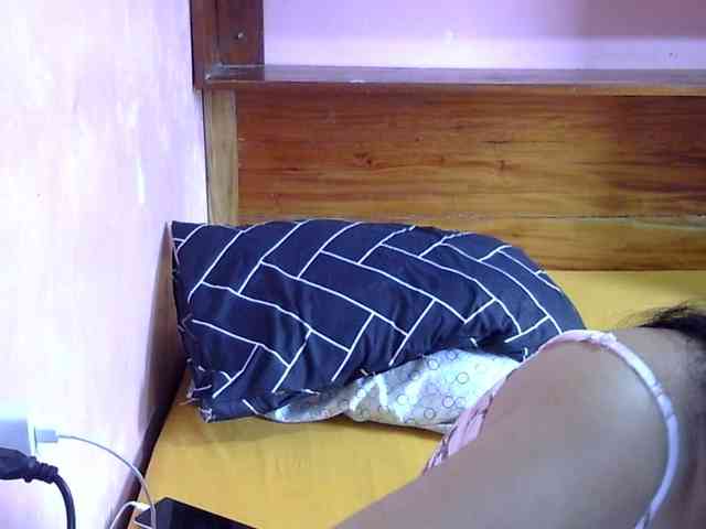 MystiqueMiss webcam