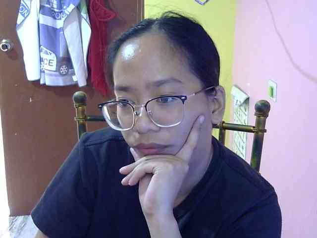 MystiqueMiss webcam