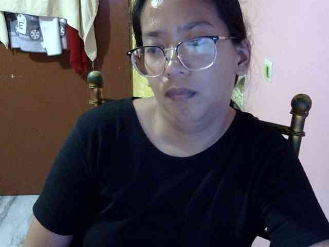 MystiqueMiss webcam