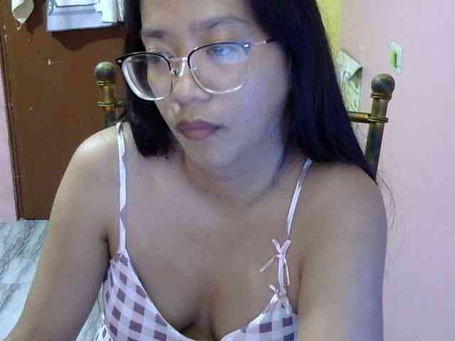 MystiqueMiss webcam
