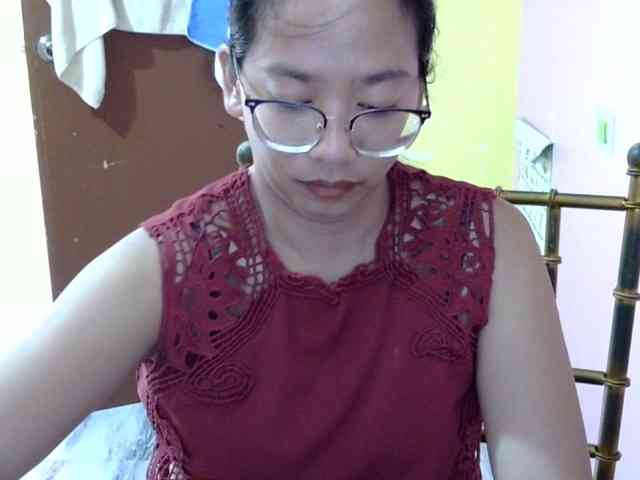 MystiqueMiss webcam