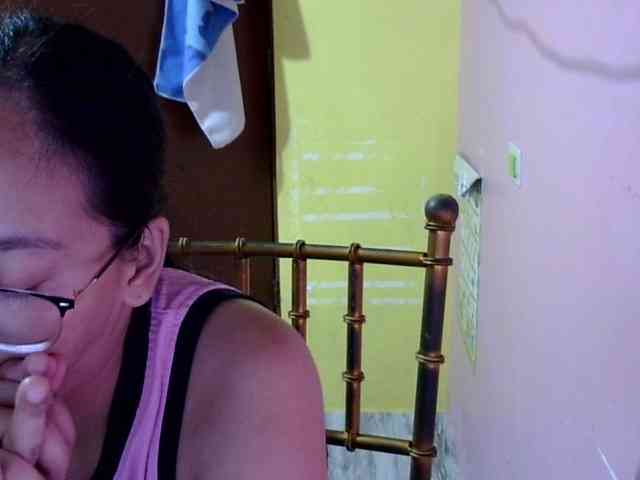 MystiqueMiss webcam