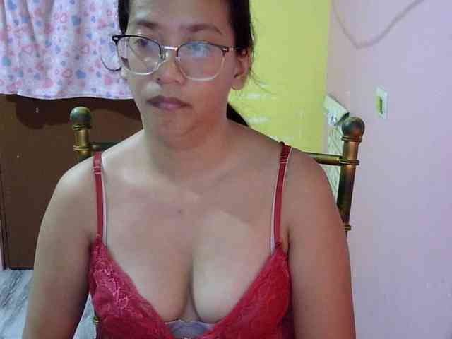 MystiqueMiss webcam
