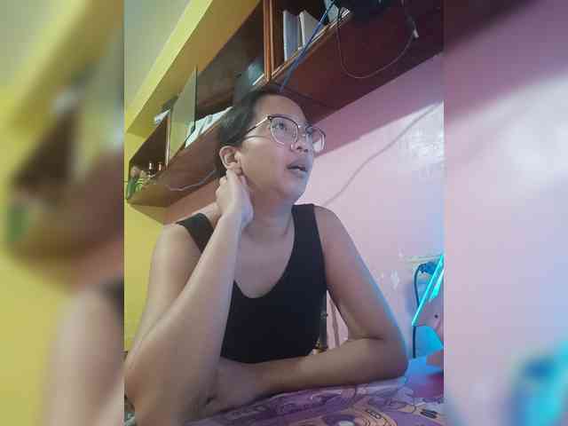 MystiqueMiss webcam