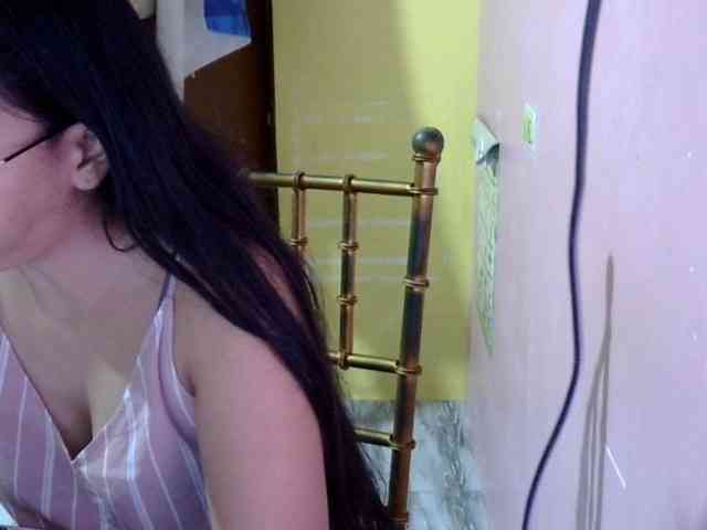 MystiqueMiss webcam