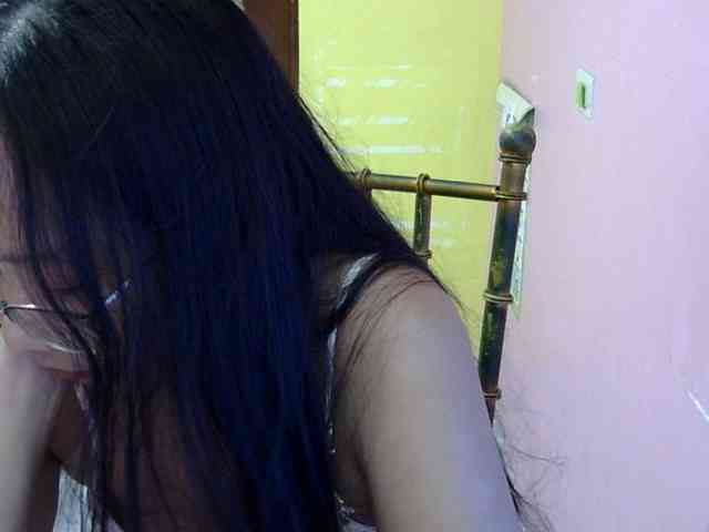 MystiqueMiss webcam