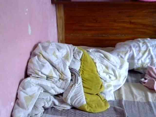 MystiqueMiss webcam