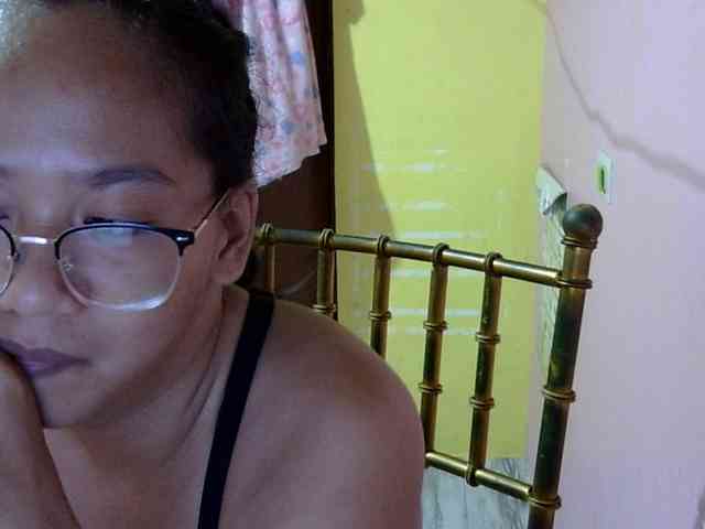 MystiqueMiss webcam