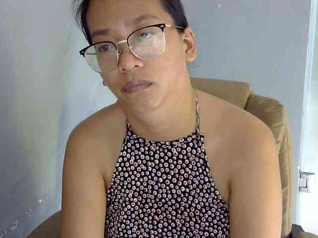 MystiqueMiss webcam