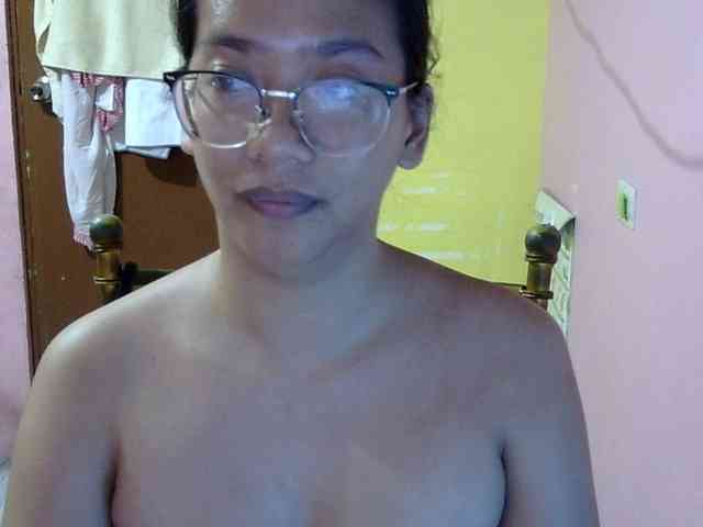 MystiqueMiss webcam