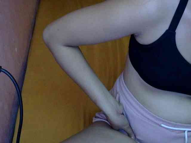 MystiqueMiss webcam