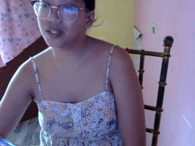MystiqueMiss webcam