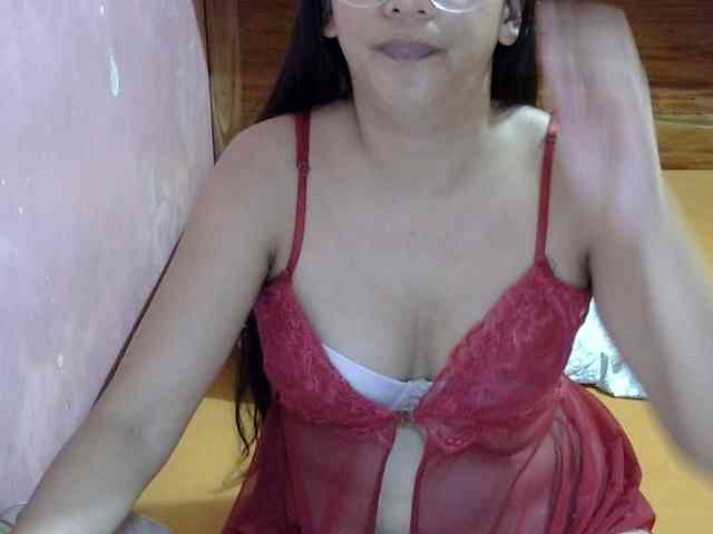MystiqueMiss webcam