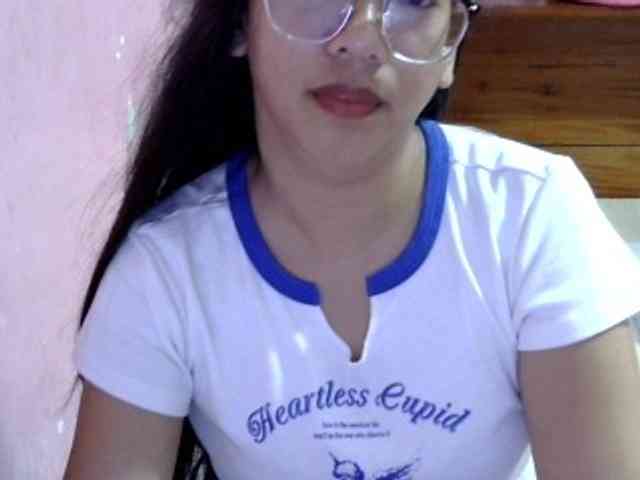 MystiqueMiss webcam