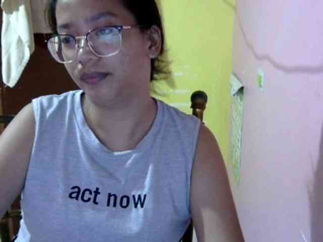 MystiqueMiss webcam
