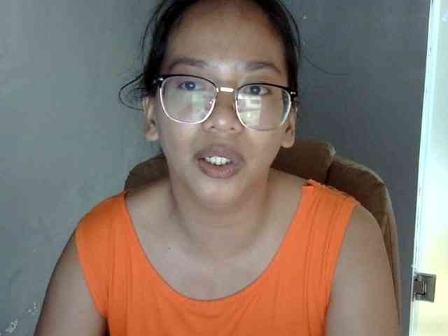 MystiqueMiss webcam