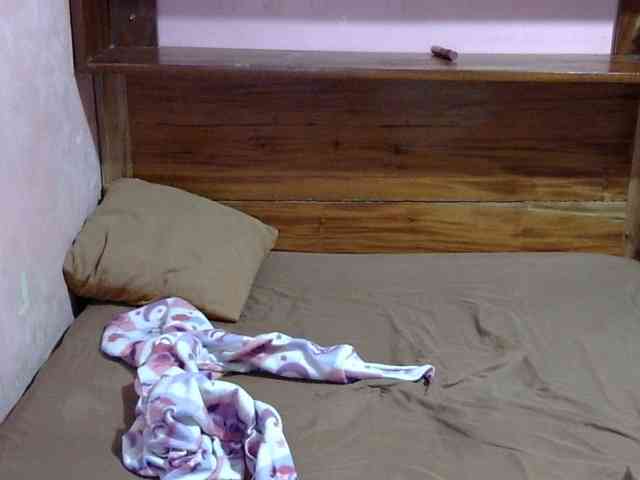 MystiqueMiss webcam