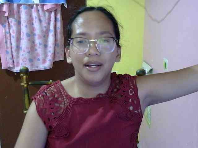 MystiqueMiss webcam