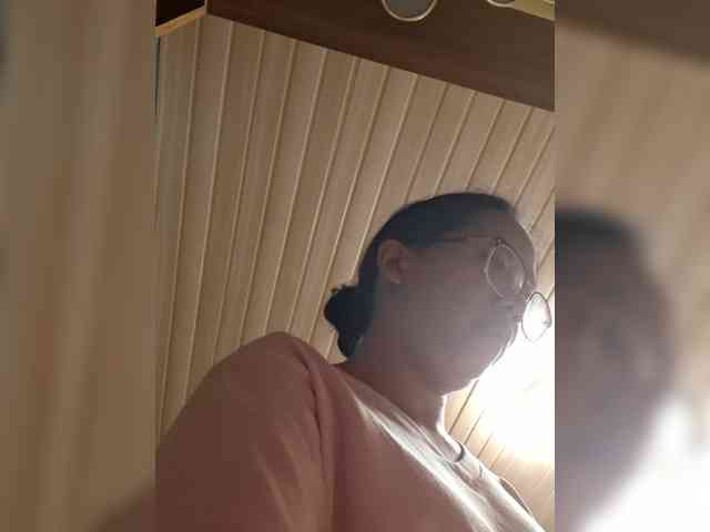 MystiqueMiss webcam