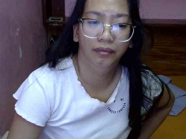 MystiqueMiss webcam