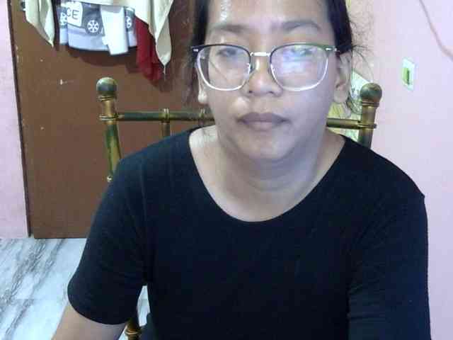 MystiqueMiss webcam