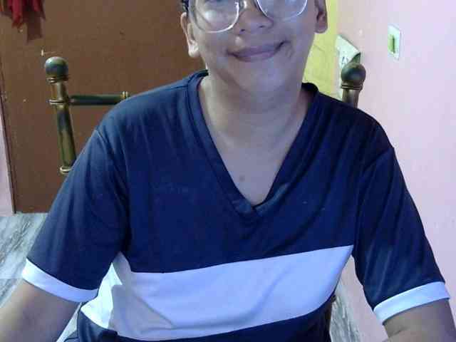 MystiqueMiss webcam