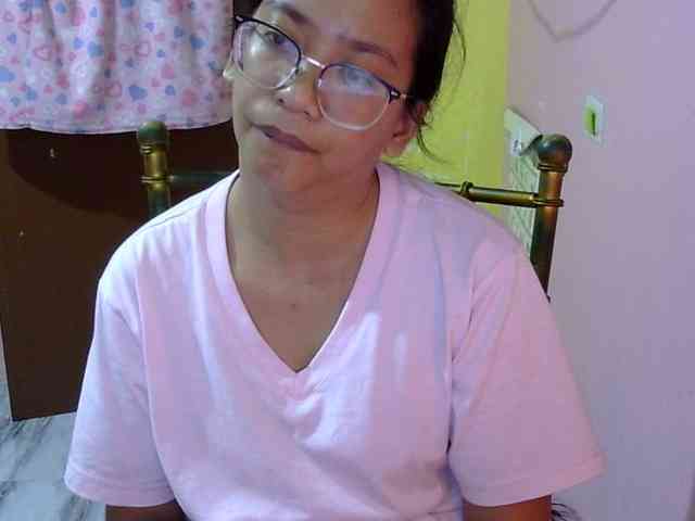 MystiqueMiss webcam