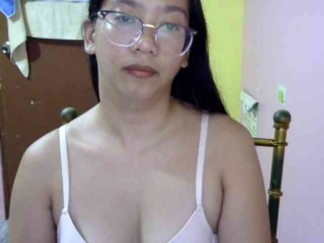 MystiqueMiss webcam