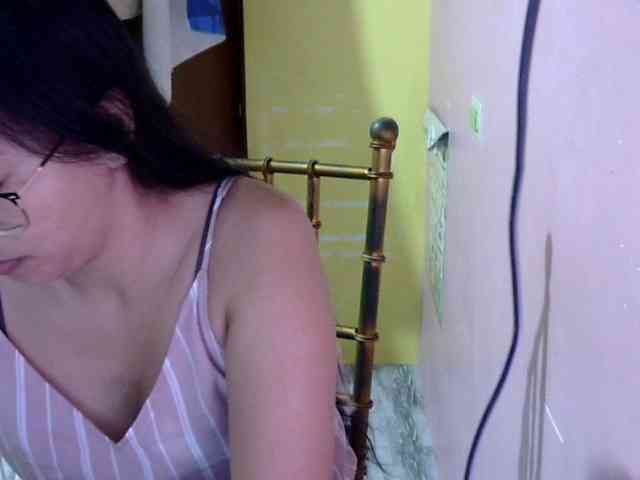 MystiqueMiss webcam