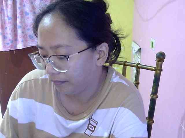 MystiqueMiss webcam