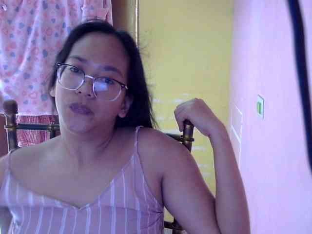 MystiqueMiss webcam