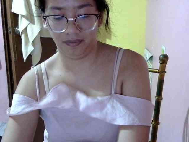 MystiqueMiss webcam